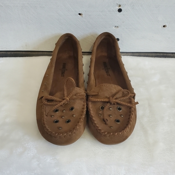 MINNETONKA Brown Soft Suede Leather Upper Slip On Moccasin Shoe Size 7.5 - Picture 2 of 14